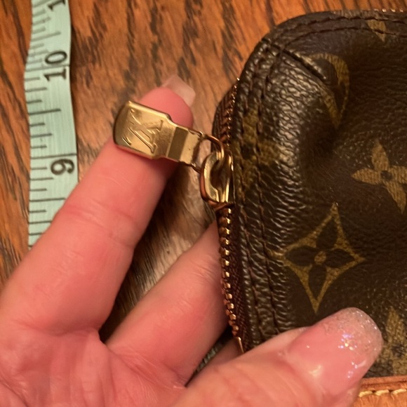 Louis Vuitton shoulder bag - Picture 3 of 17